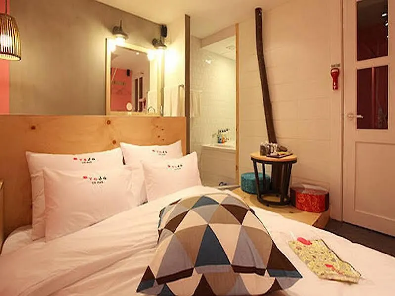Hotel Yaja Incheon Seoknam 2*,